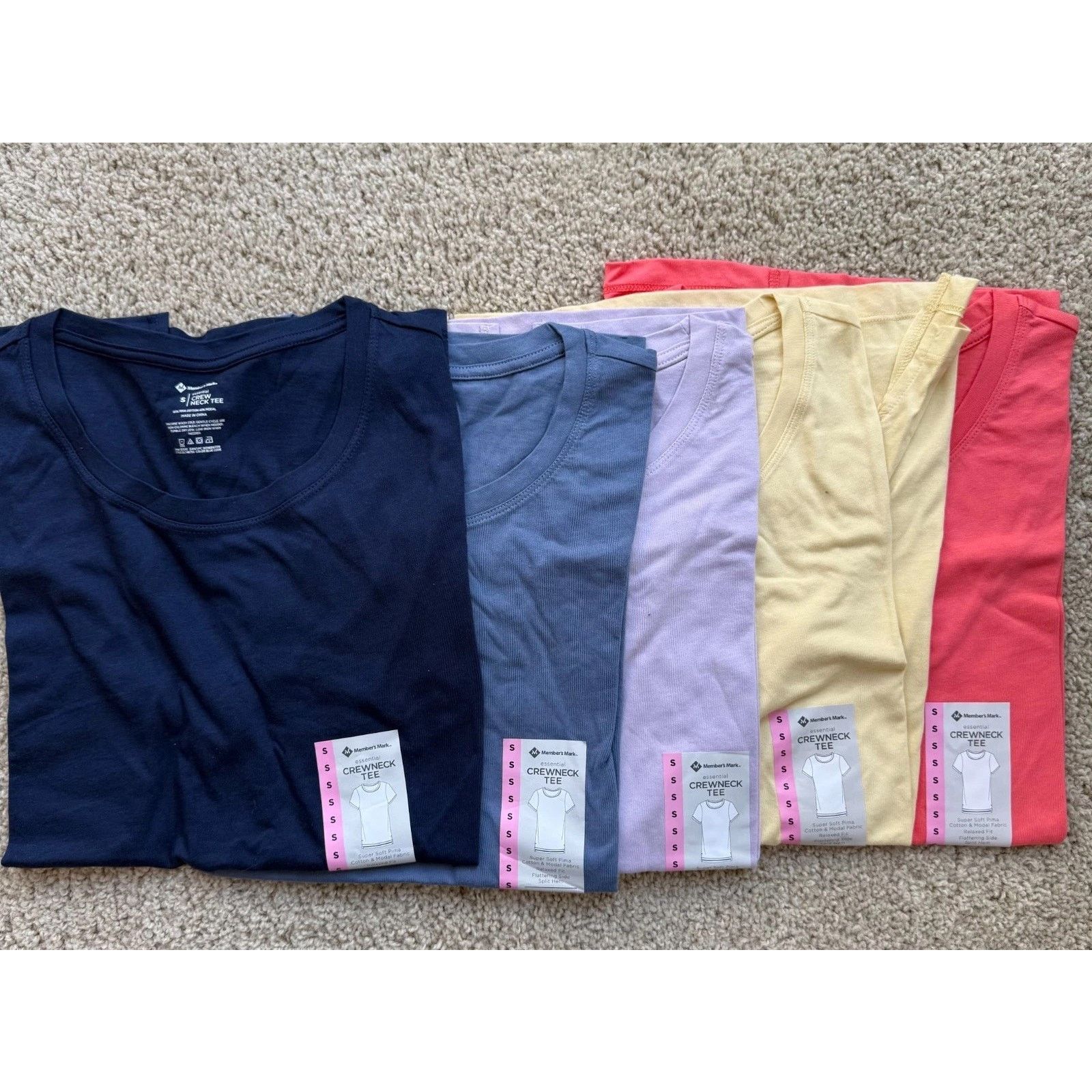 Other NWT Basic Crewneck Tee Set of 6 Womens L Relaxed Fit Size S / US 4 / IT 40 - 1 Preview