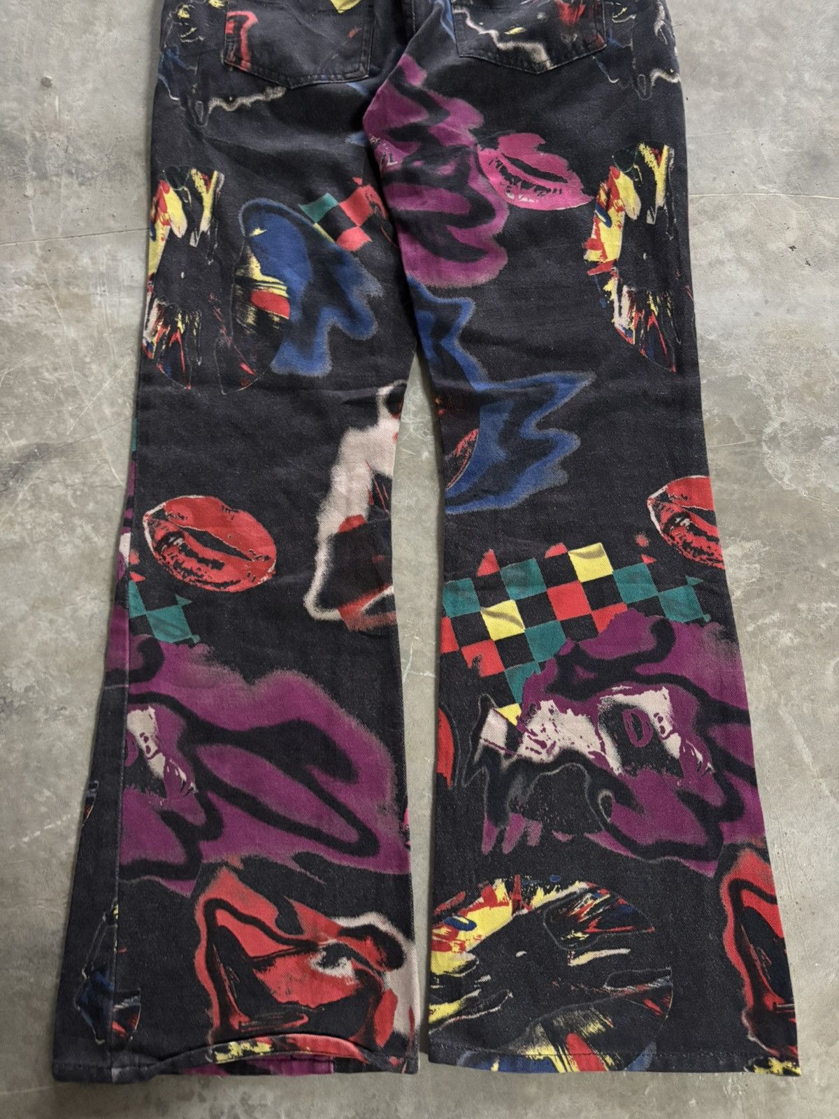 Versace VERSACE JEANS COUTURE bootcut flare jeans crazy overprint Size US 30 / EU 46 - 24 Thumbnail