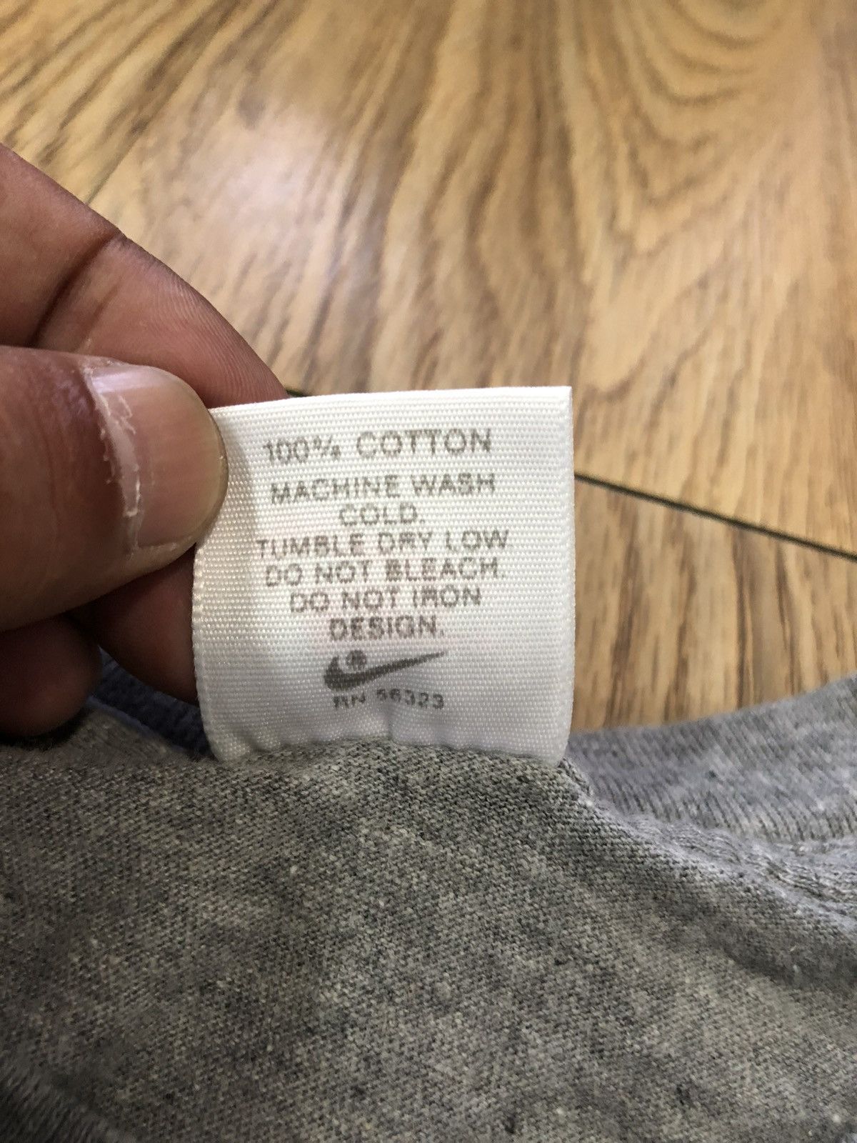 Nike × Vintage Vintage 90’s Nike NBA Mr Robinson tee Size US M / EU 48-50 / 2 - 10 Thumbnail