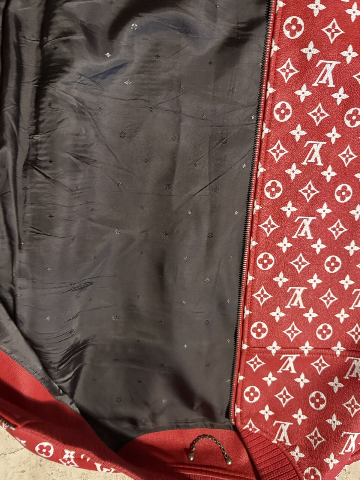 Louis Vuitton × Supreme Louis Vuitton X Supreme Jacket Size US L / EU 52-54 / 3 - 4 Thumbnail