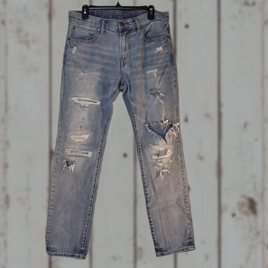 American Eagle Outfitters American Eagle Jeans Light Wash Distressed Slim Straight Fit Mens Size 32X32 Blue Size US 32 / EU 48 - 1 Thumbnail