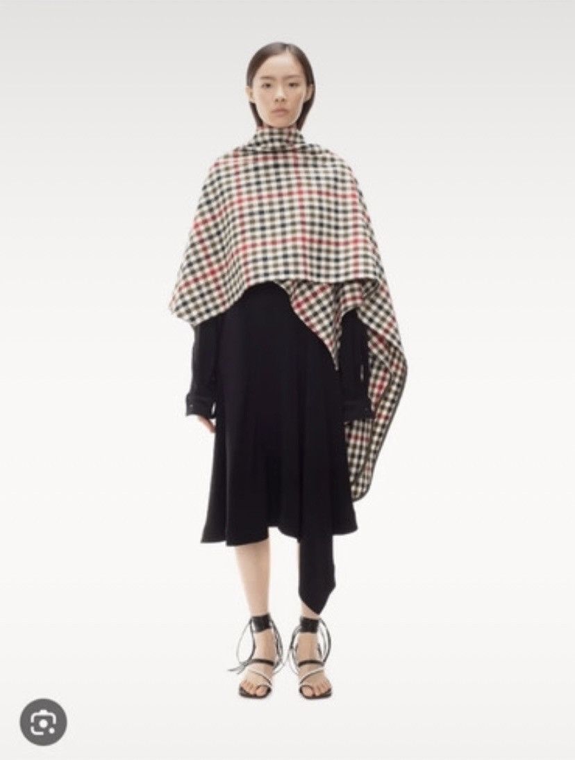 image of J W Anderson Jw Anderson Cape Scarf in Beige, Women's