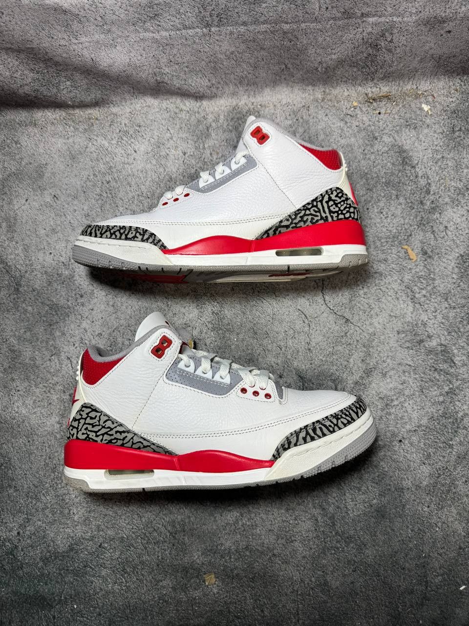 Jordan Brand Size 7.5 | Jordan 3 Fire Red No Box | Pre-Owned Size US 7.5 / EU 40-41 - 2 Thumbnail