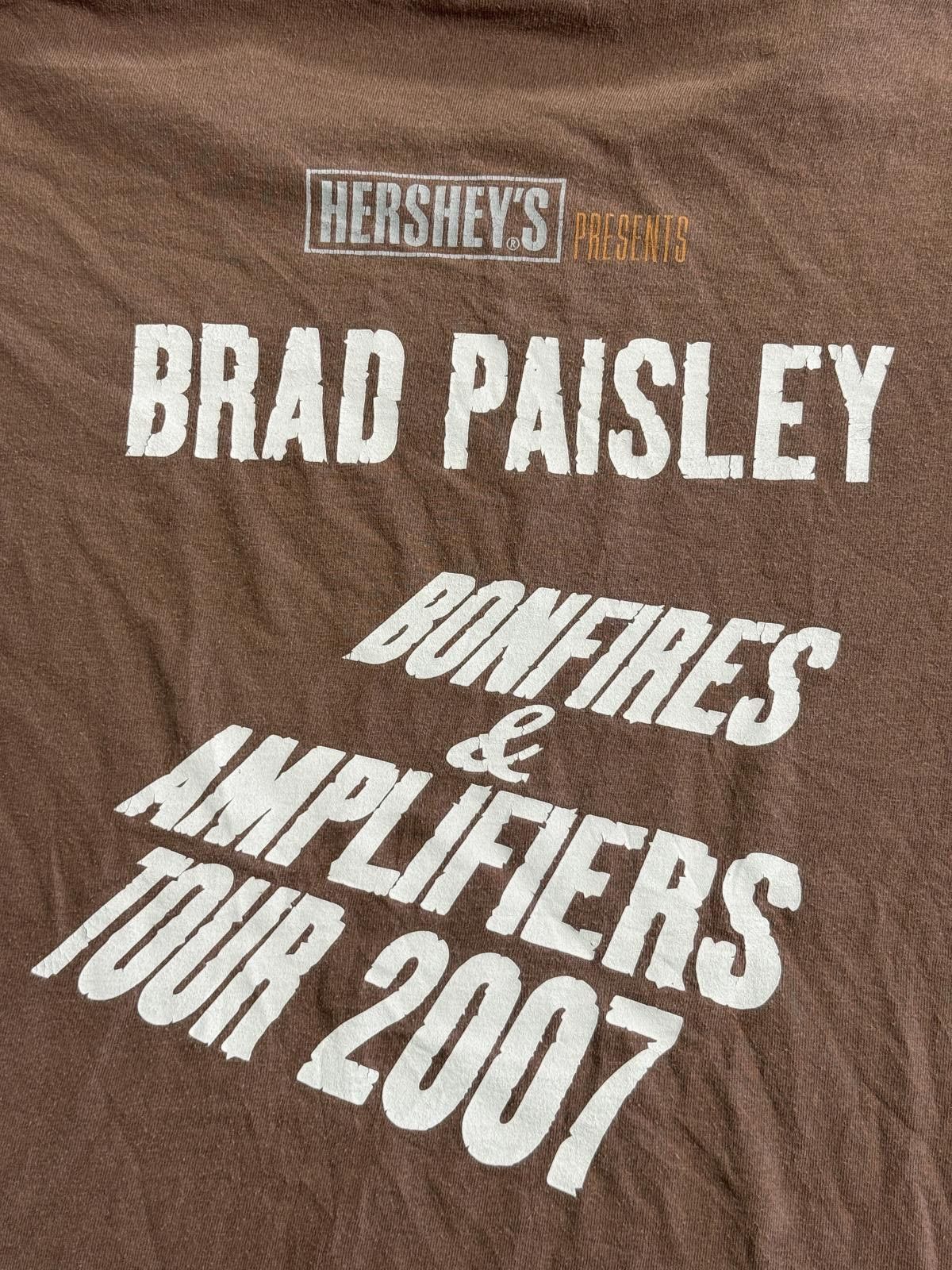 Gildan Brad Paisley Tour T-shirt Hershey's Bonfires Amplifiers 2007 Size US L / EU 52-54 / 3 - 5 Thumbnail