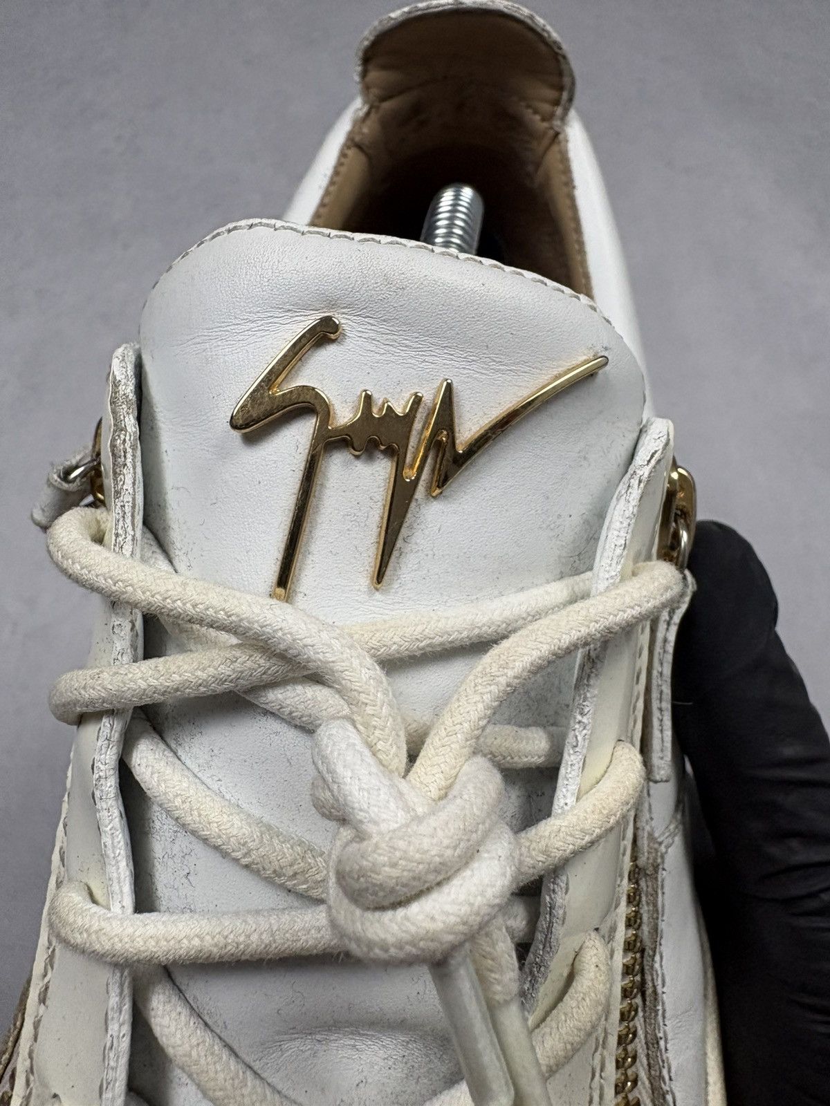 Giuseppe Zanotti Giuseppe Zanotti White Leather Zip Low Top Sneakers EU43 Size US 10 / EU 43 - 11 Thumbnail