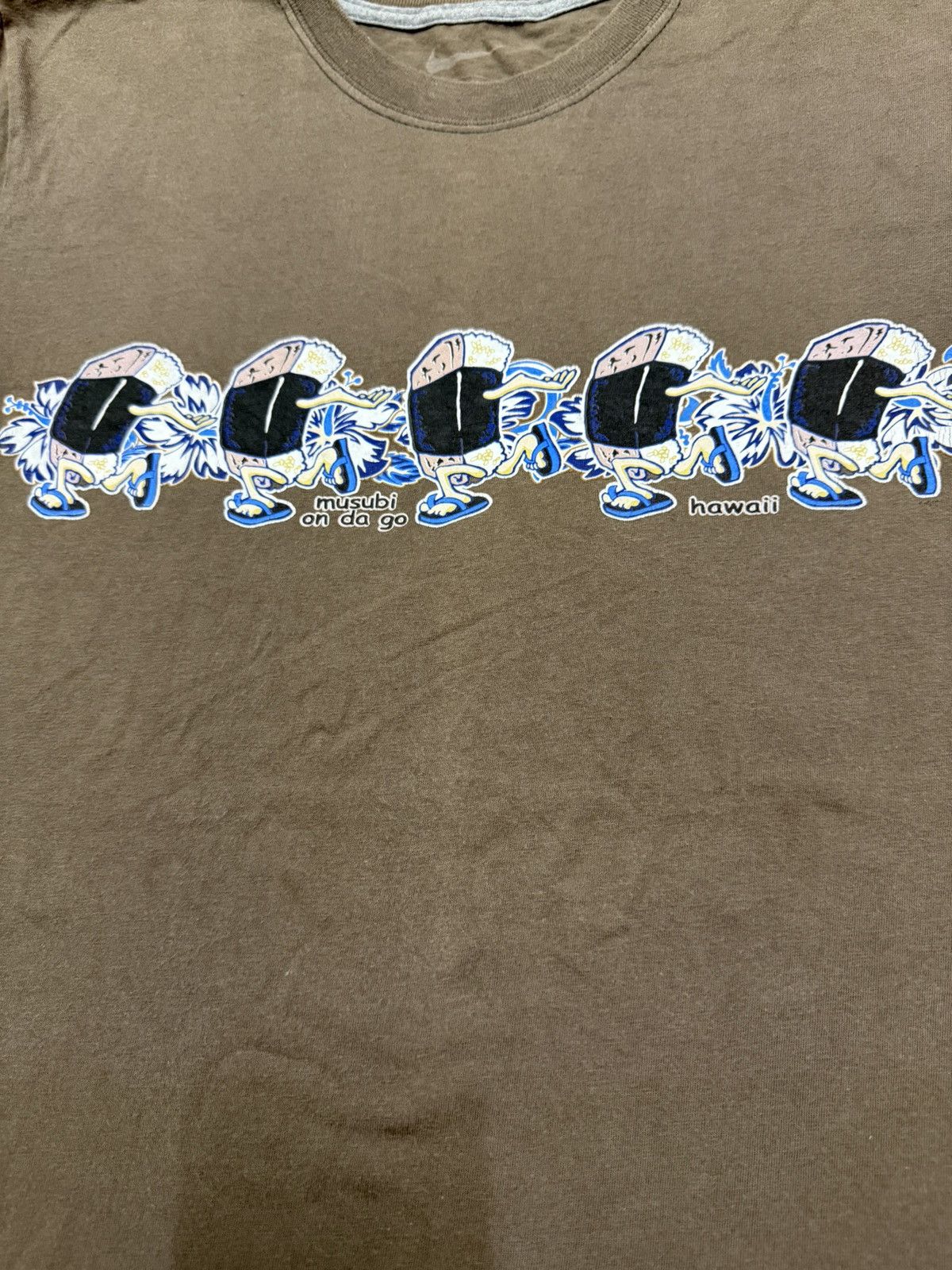 Nike Nike musubi on da go hawaii Tshirt Size US M / EU 48-50 / 2 - 5 Thumbnail