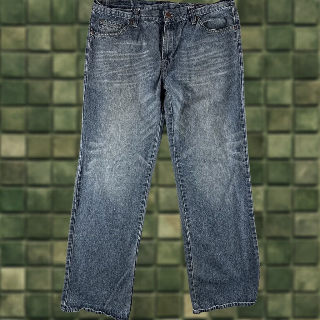 Denime VINTAGE Marc Ecko Jeans Bootcut 36 Denim Men Regular Inseam 33 Blue Fleur De Lis Back Pocket Clamp Stitching Back Pocket Embellished Size 36 Size US 36 / EU 52 - 1 Thumbnail