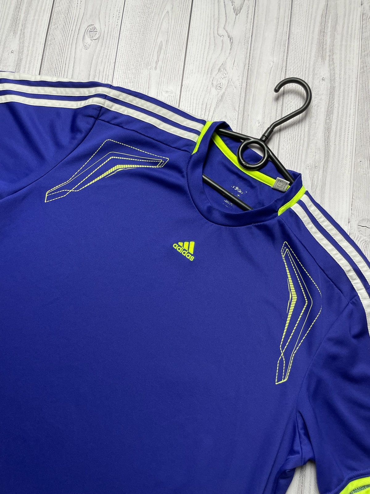 Adidas × Vintage Vintage adidas x David Beckham soccer jersey logo size M Size US M / EU 48-50 / 2 - 2 Thumbnail