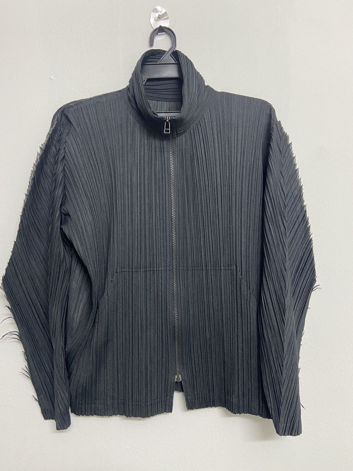 Issey Miyake Vintage Issey Miyake Pleated Jacket Size US M / EU 48-50 / 2 - 3 Thumbnail
