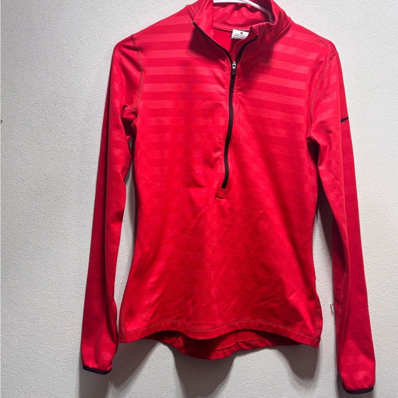 Nike Nike Women's Red Long Sleeve Half-Zip Top Size M / US 6-8 / IT 42-44 - 6 Thumbnail