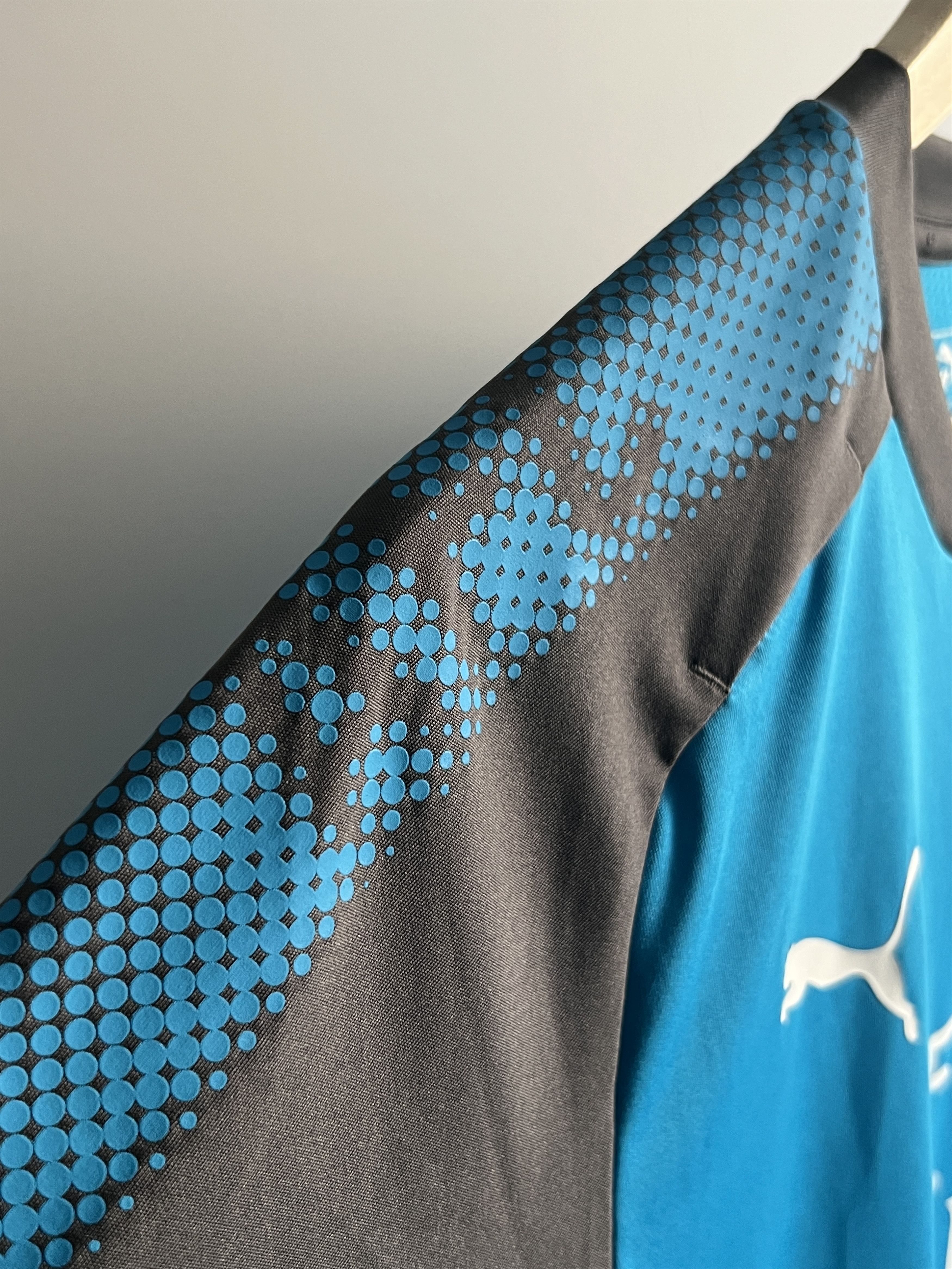 Puma Soccer Jersey Puma Arsenal London 2018/19 Training T Shirt Size US S / EU 44-46 / 1 - 6 Thumbnail