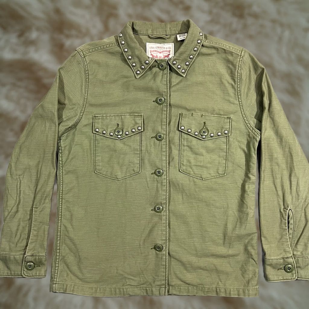Olive Levis Shirt Womens XS Jacket Women Size Olive Studded Army Collar Studs Shacket Size XS / US 0-2 / IT 36-38 - 1 Thumbnail
