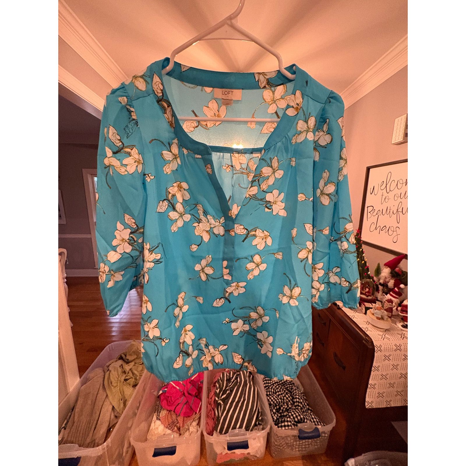 Loft LOFT Women’s XS Turquoise Floral Blouse 3/4 Sleeve V-Neck Size XS / US 0-2 / IT 36-38 - 3 Thumbnail