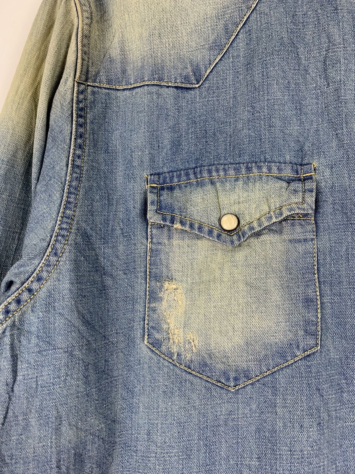 Zara Zara Distress Denim Jacket Size US L / EU 52-54 / 3 - 9 Thumbnail
