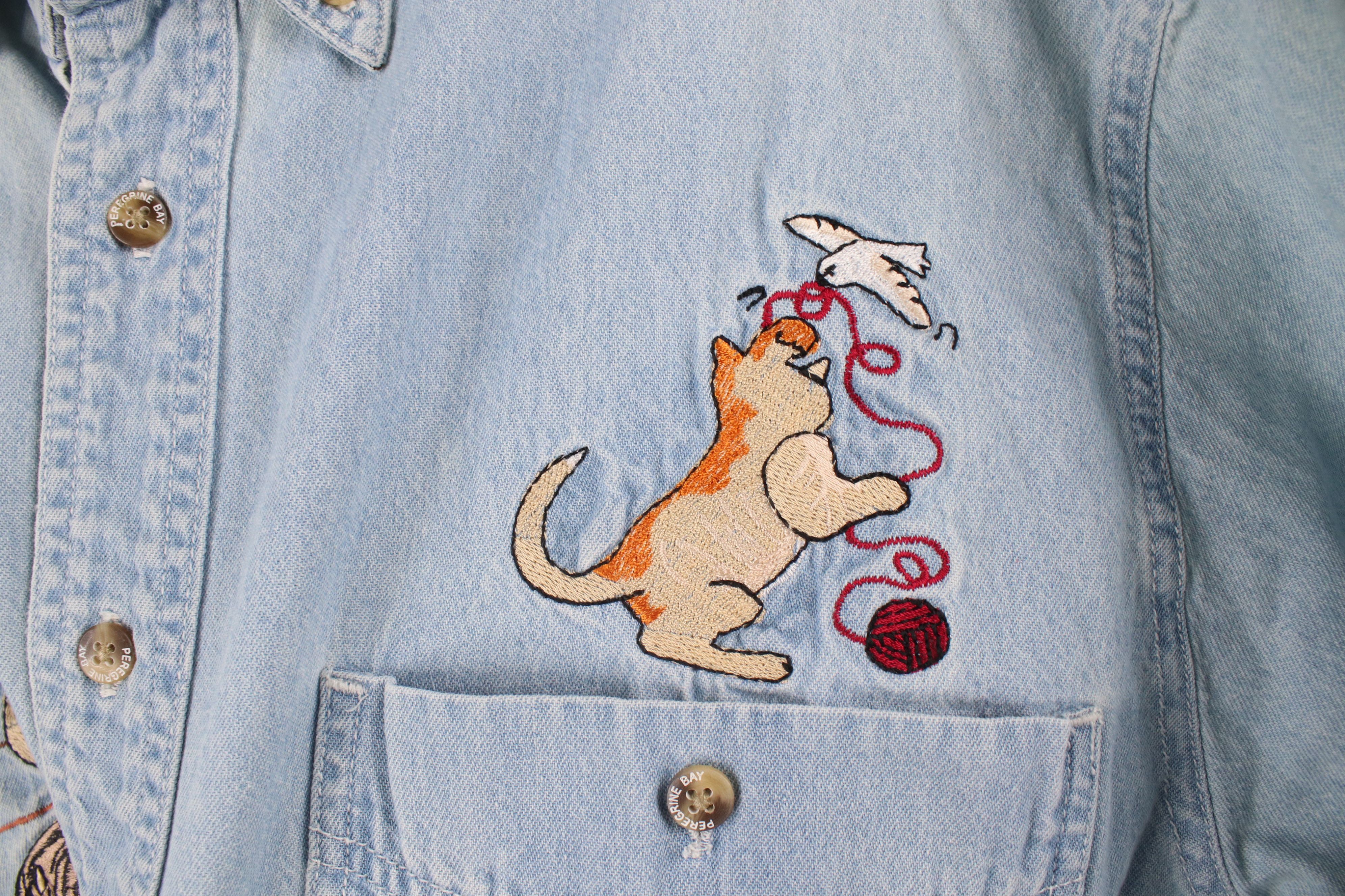 Vintage Vintage 90s Streetwear Cat Kitten Denim Jean Button Shirt Size L / US 10 / IT 46 - 4 Thumbnail