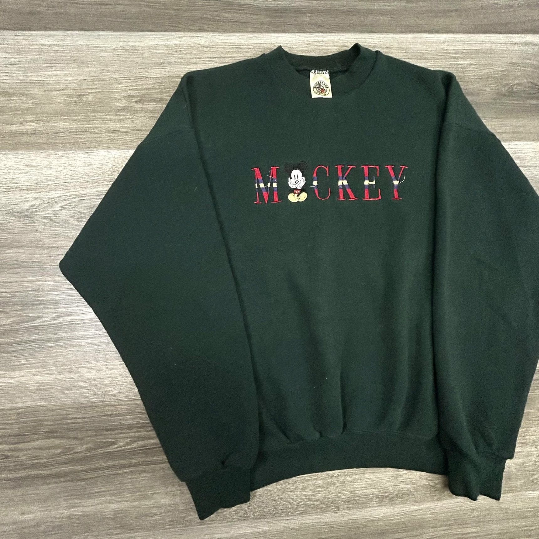 Mickey & Co. VINTAGE Mickey Sweatshirt Mens XL Green Embroidered Mickey Mouse Graphic 90s Pullover Crew Neck Size US XL / EU 56 / 4 - 3 Thumbnail