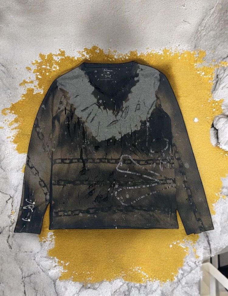 If Six Was Nine × Le Grande Bleu (L.G.B.) × Roen ROEN - DISTRESSED THRASED BLEACH GOTHIC SKULL LONG SLEEVE Size US M / EU 48-50 / 2 - 1 Thumbnail
