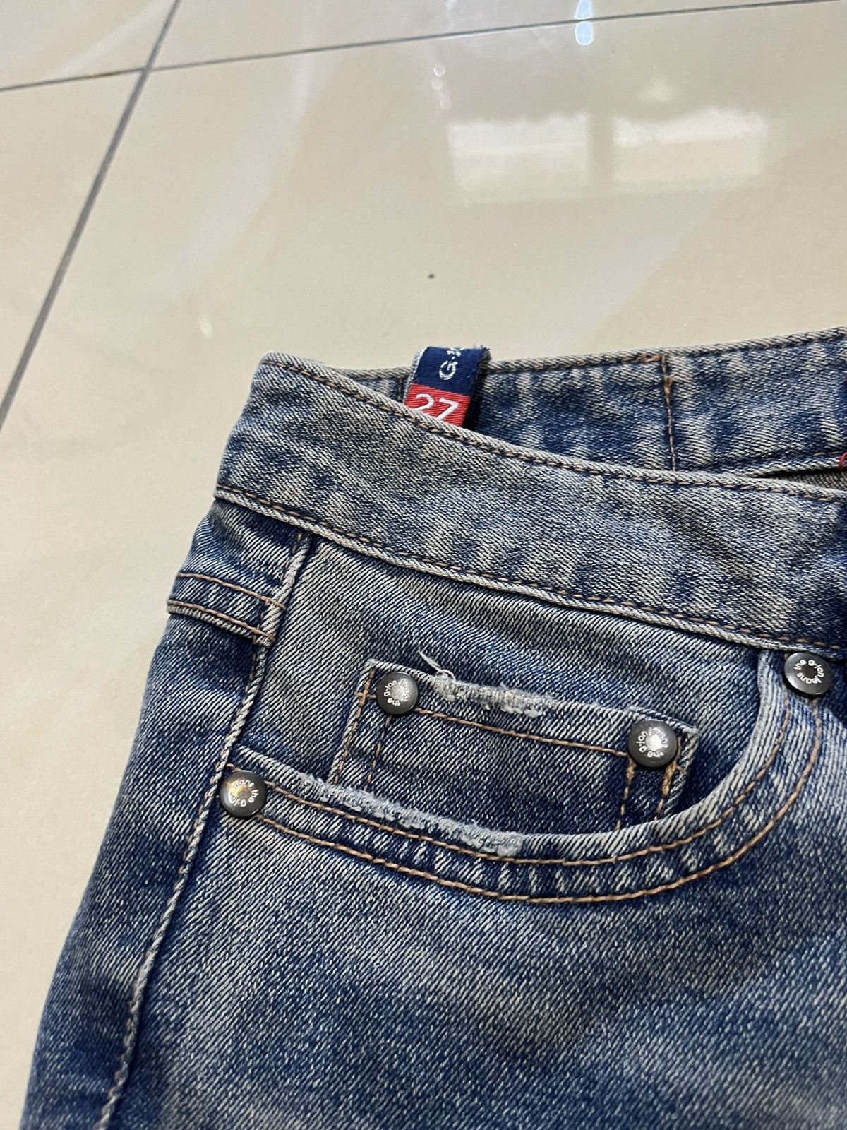 Tornado Mart Flare Jeans G.JON roses distressed low rise rusty denim Size US 29 - 9 Thumbnail