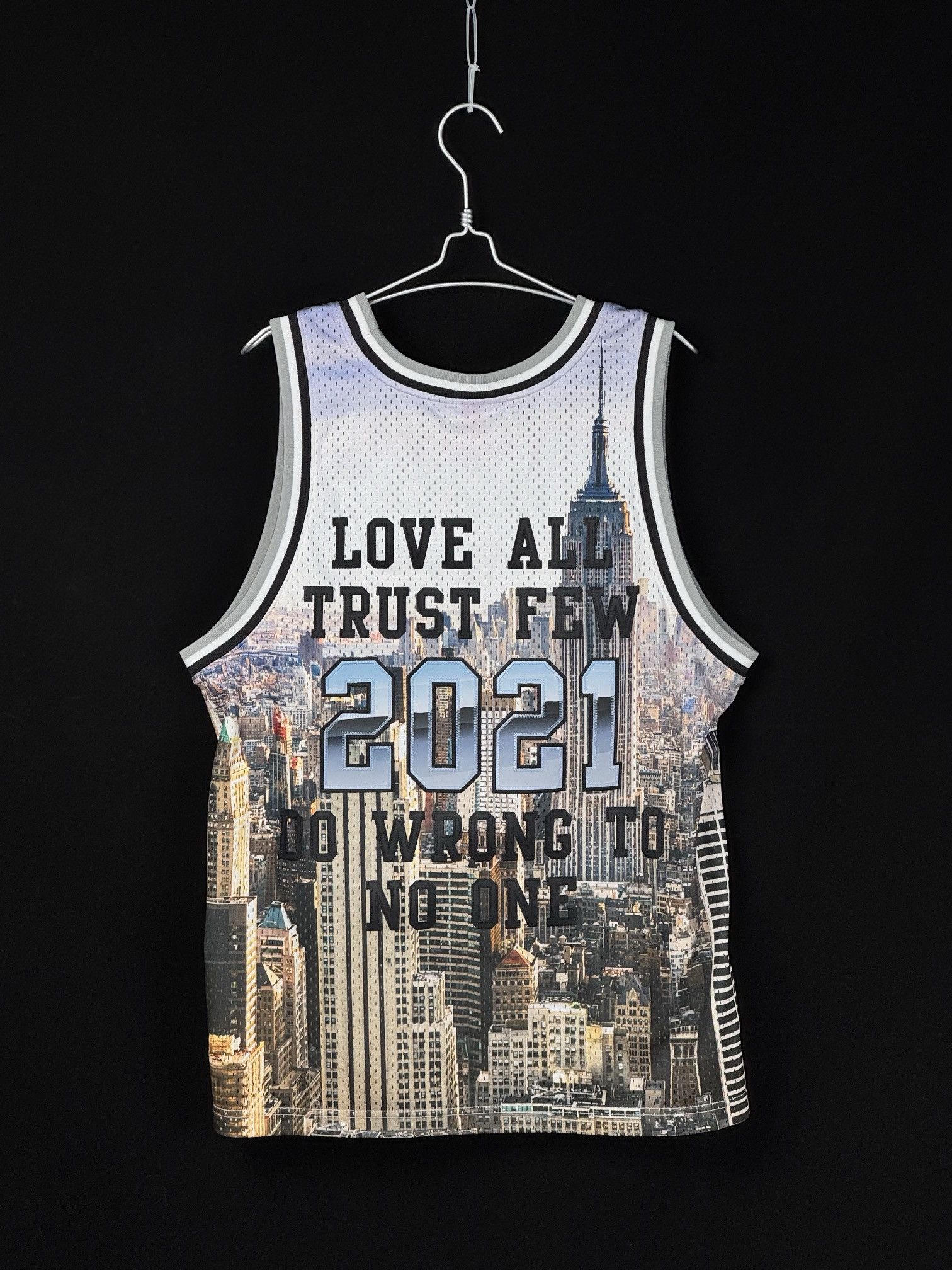 Mitchell & Ness × Supreme basketball jersey SAMPLE Size US L / EU 52-54 / 3 - 7 Thumbnail