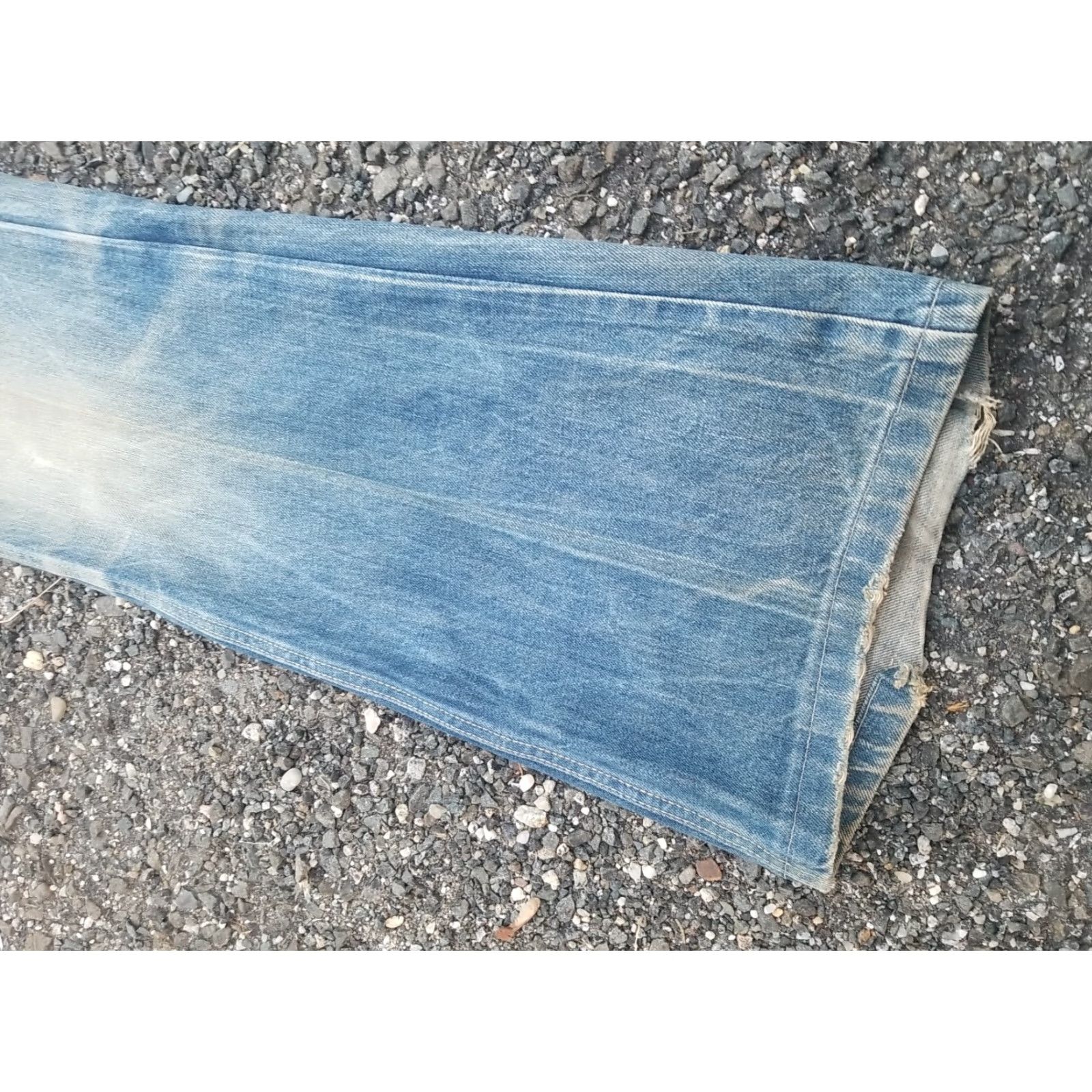 Vintage VINTAGE SASSON Distressed Bell Bottoms Jeans 31x32.5 Boys? Wait—Gender not specified. Size US 31 - 3 Thumbnail