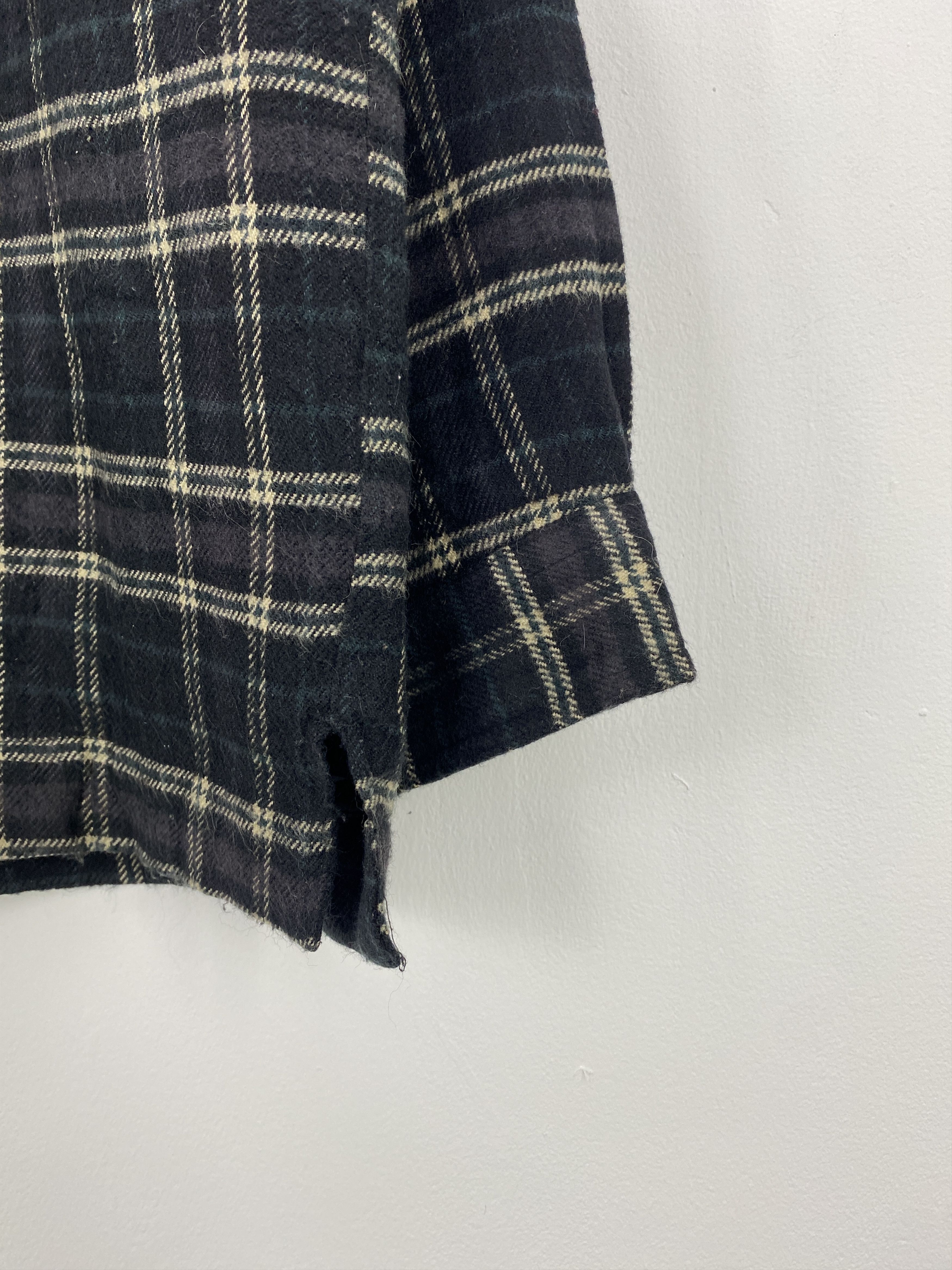 Uniqlo × Vintage Vintage 90s Uniqlo Shadow Plaid Wool Flannel Shirt J1844 Size US L / EU 52-54 / 3 - 6 Thumbnail