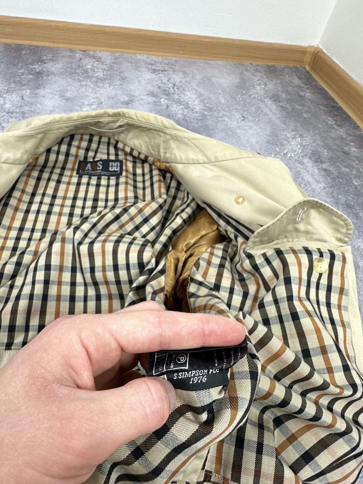 DAKS Vintage Daks London Luxury Nova Check Designer Trench Coat Size US XL / EU 56 / 4 - 24 Thumbnail