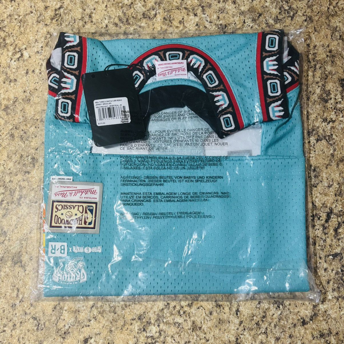 Mitchell & Ness Three 6 Mafia X Memphis Grizzlies Mitchell & Ness Jersey M Size US M / EU 48-50 / 2 - 2 Thumbnail
