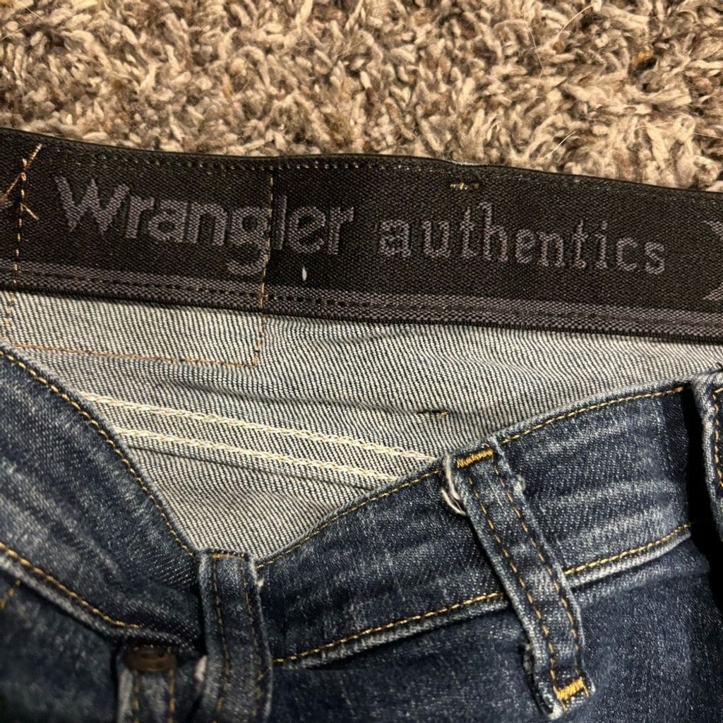 Wrangler Men’s Wrangler Authentics Jeans Size US 44 / EU 60 - 4 Thumbnail