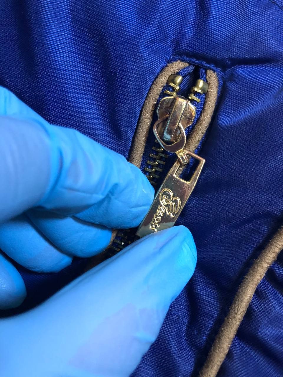 Guess VINTAGE GUESS Blue Hooded Puffer Jacket Size M / US 6-8 / IT 42-44 - 4 Thumbnail