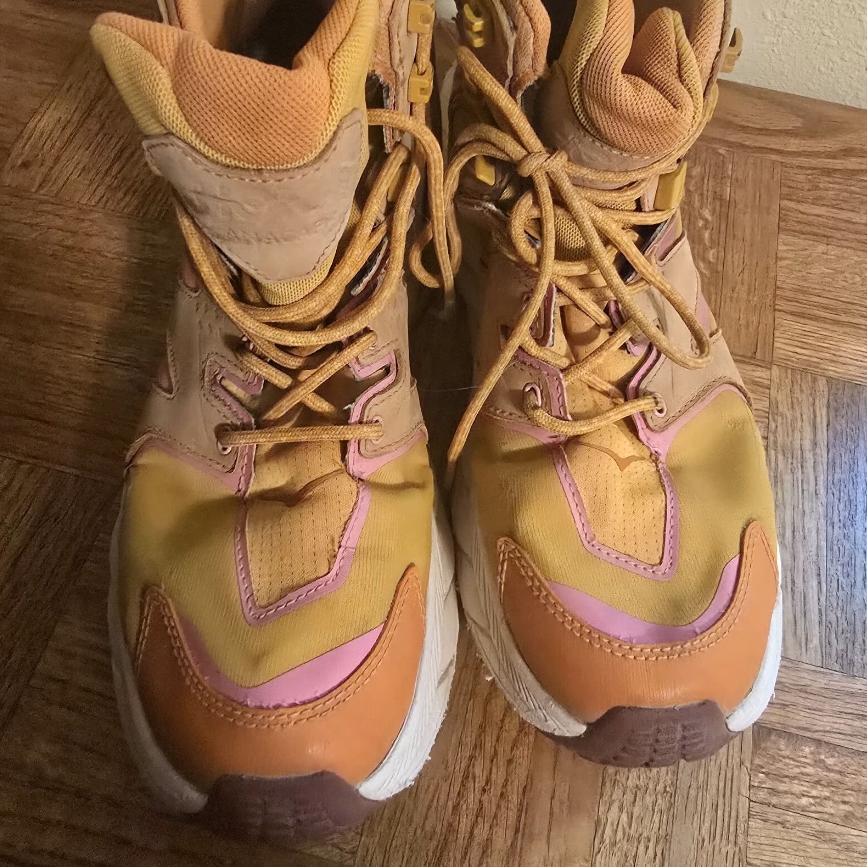 Vintage Hoka One Anacapa Mid Gore-Tex GTX Desert Sun Women's Size 10B Hiking Boots Size US 10 / IT 40 - 4 Thumbnail
