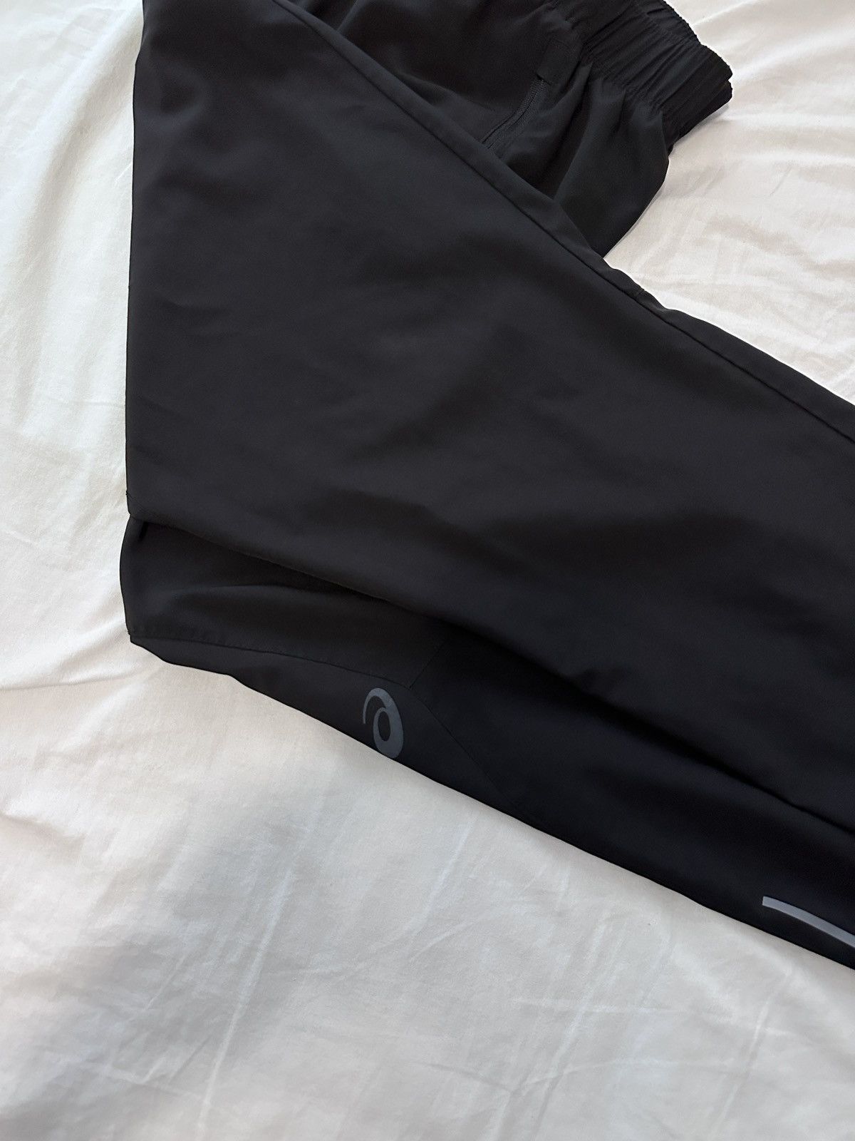 Asics asics Running Joggers/Sweatpants Size US 33 - 2 Thumbnail