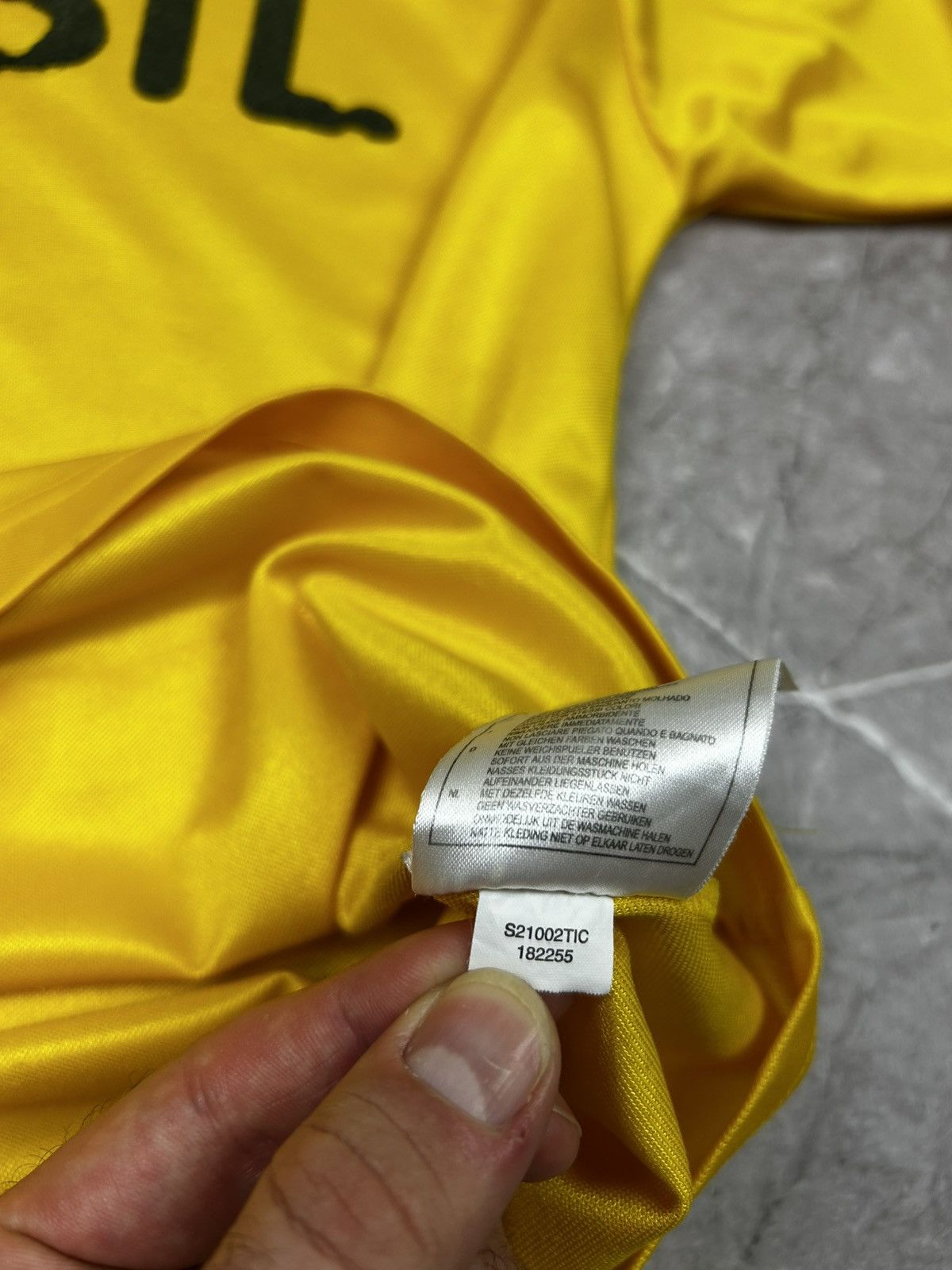 Nike Y2K Blokecore Nike Brasil 2000s Football Home Shirt S Hype Size US S / EU 44-46 / 1 - 17 Thumbnail