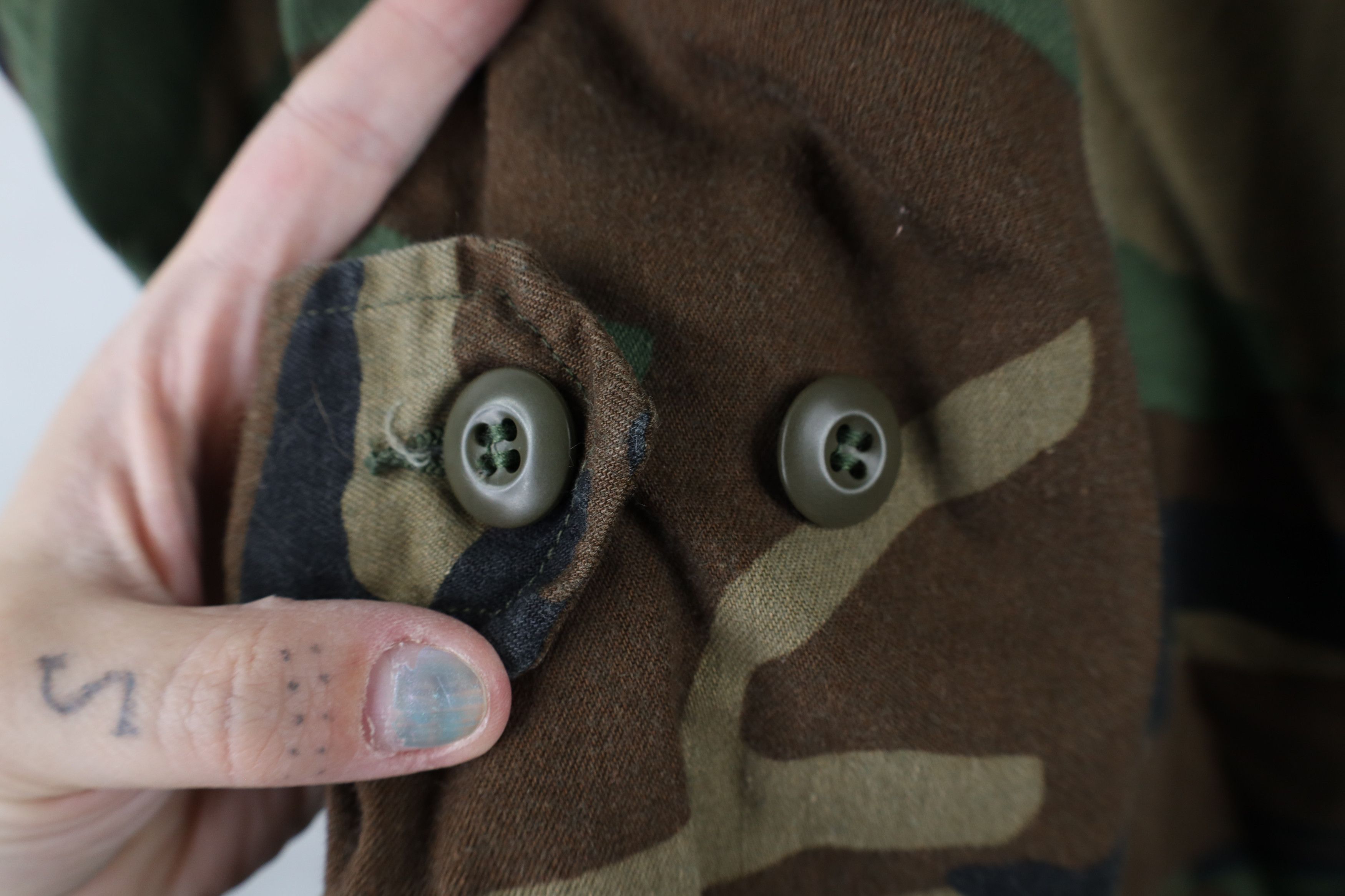 Vintage Vintage 90s Woodland Camouflage Combat Coat Jacket USA Size US M / EU 48-50 / 2 - 12 Thumbnail