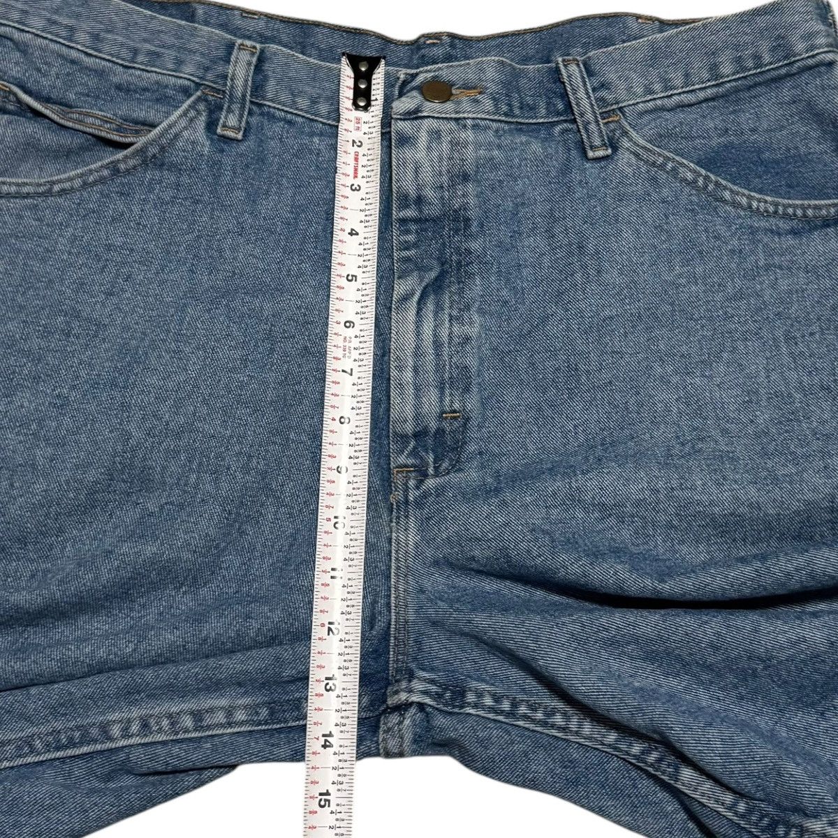 Wrangler Wrangler Relaxed Fit Light Wash Jean Shorts Mens 39) Size US 39 - 7 Thumbnail