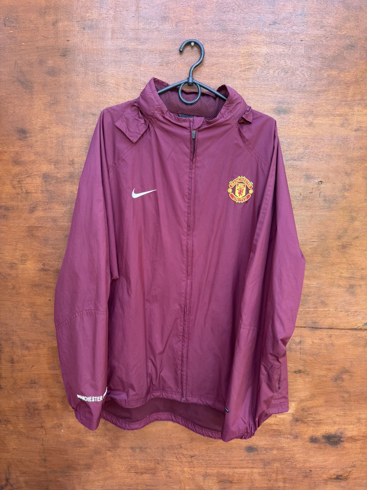 Nike Manchester United 2004/2006 Nike Hooded Rain Jacket - sz XL Size US XL / EU 56 / 4 - 1 Thumbnail