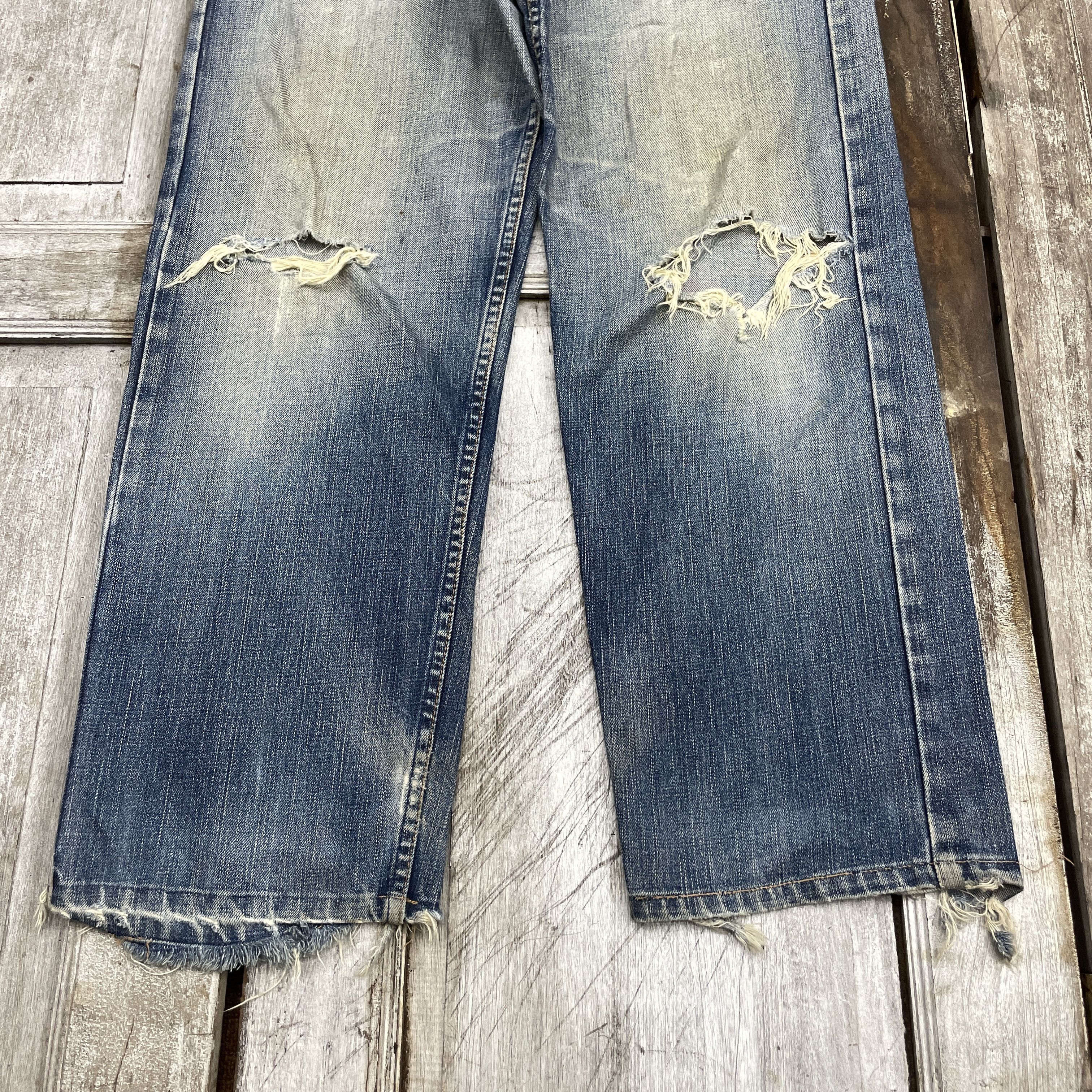Levi's × Vintage Vintage Levi's 559 Faded Distressed Jeans - WC22 Size US 32 / EU 48 - 3 Thumbnail