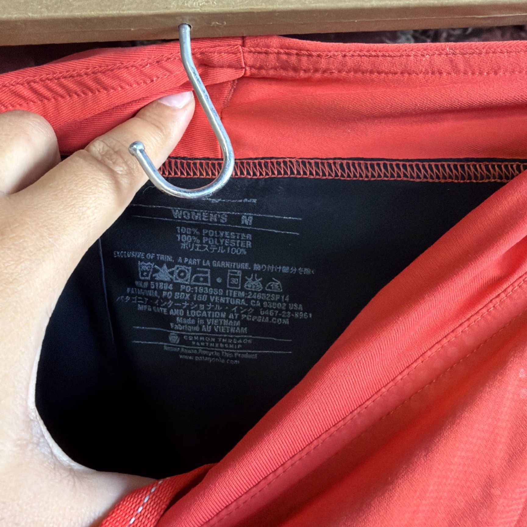 Patagonia Patagonia Shorts Women's M Orange Print Quick Dry Athletic Yoga Fitness Geometric Inseam 3 in Strider Related Size 32" / US 10 / IT 46 - 3 Thumbnail