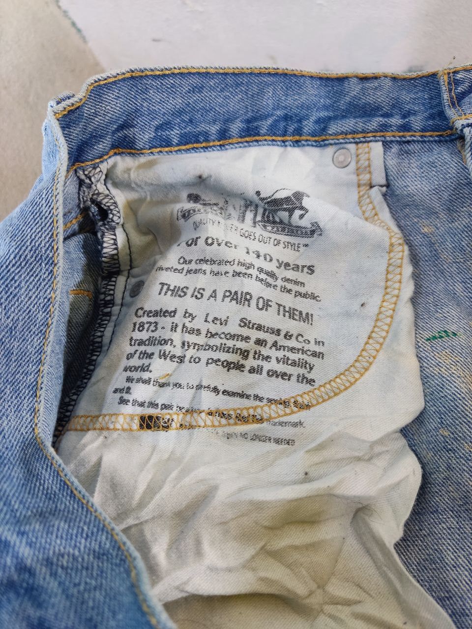 Levi's levis 550 relaxed fit slightly distressed denim Size US 39 - 4 Thumbnail