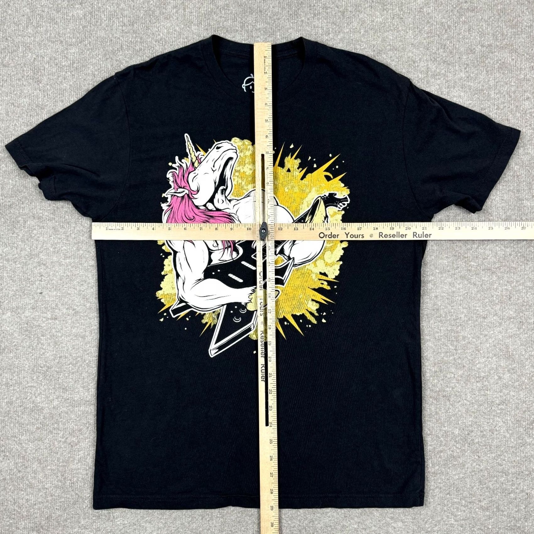 Logo 7 Goodie Two Sleeves T-Shirt Mens L Black Short Sleeve Unicorn Logo Size US L / EU 52-54 / 3 - 4 Thumbnail