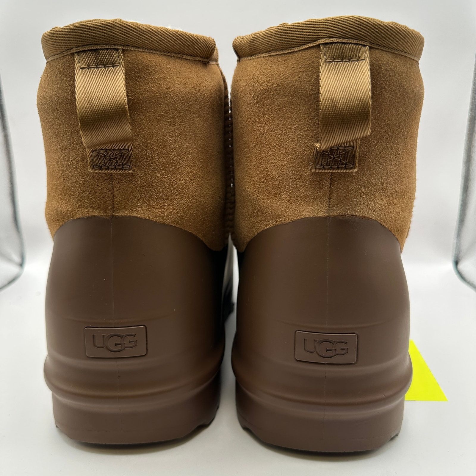 Ugg UGG Men's 10 Women's 11 CLASSIC MINI PUMPED MOLDED CHESTNUT Size US 11 / IT 41 - 3 Thumbnail