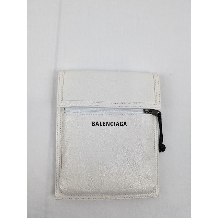 Balenciaga o1rshd1 Size: OS / Arena Lamb Dr Explorer Pouch Strap White Size ONE SIZE - 2 Thumbnail