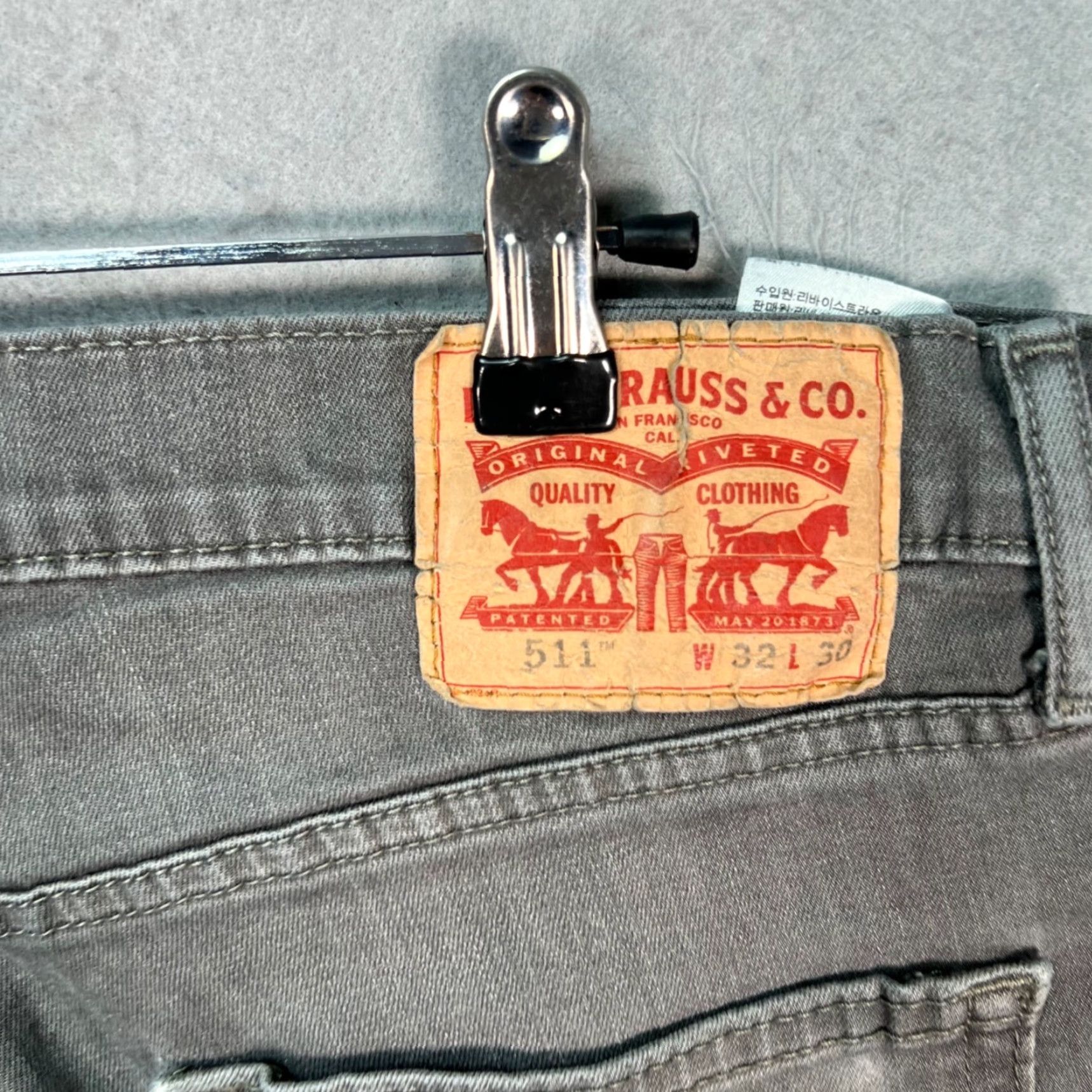 Levi's Levis 511 Slim Jeans 32 x 28 Gray Cotton Blend Denim Men Pockets 5-Pocket Logo Vintage: No Size US 32 / EU 48 - 3 Thumbnail