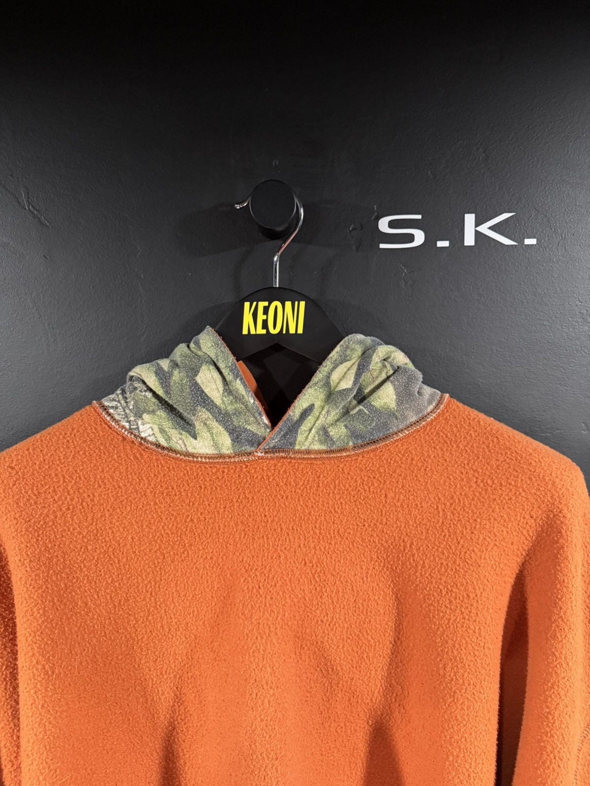 Mossy Oaks 2010s Vintage Mossy Oak Orange & Camo Faded Hoodie XXL Size US XXL / EU 58 / 5 - 10 Thumbnail