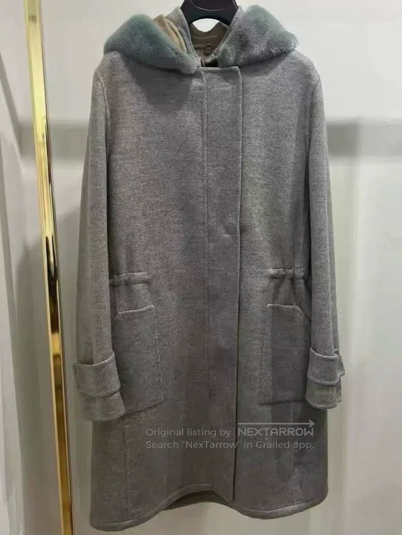 Loro Piana Loro Piana Cashmere and Mink Fur Collar, Gray Size S / US 4 / IT 40 - 1 Thumbnail