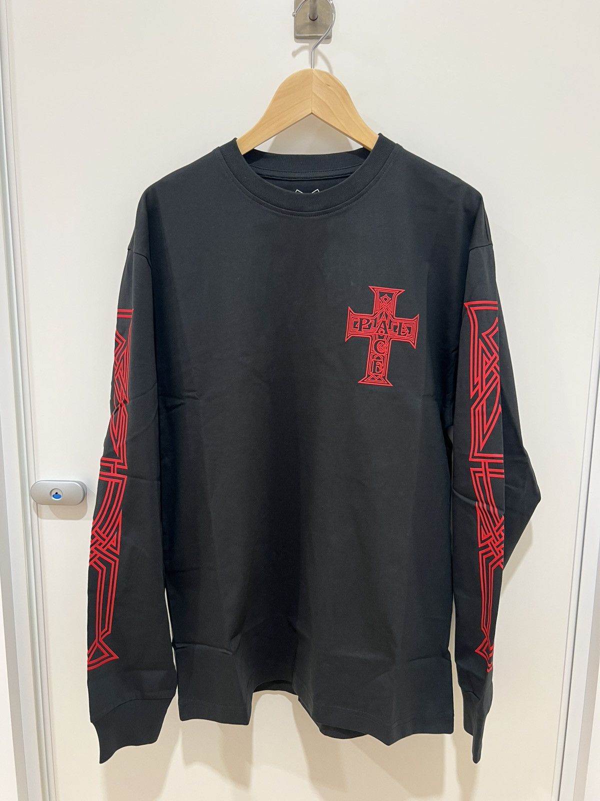 Palace Palace Y So Cross Longsleeve Black Size Medium READY TO