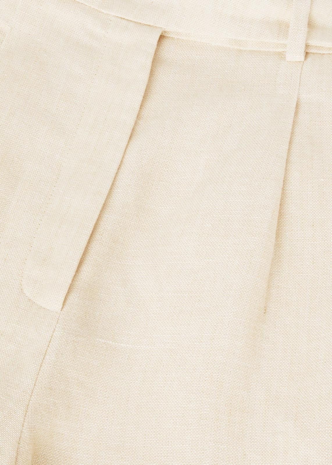 Loro Piana o1srvl11e0725 FAN7226 Linen Flared Bermuda Short in Beige Size 30" / US 8 / IT 44 - 3 Thumbnail