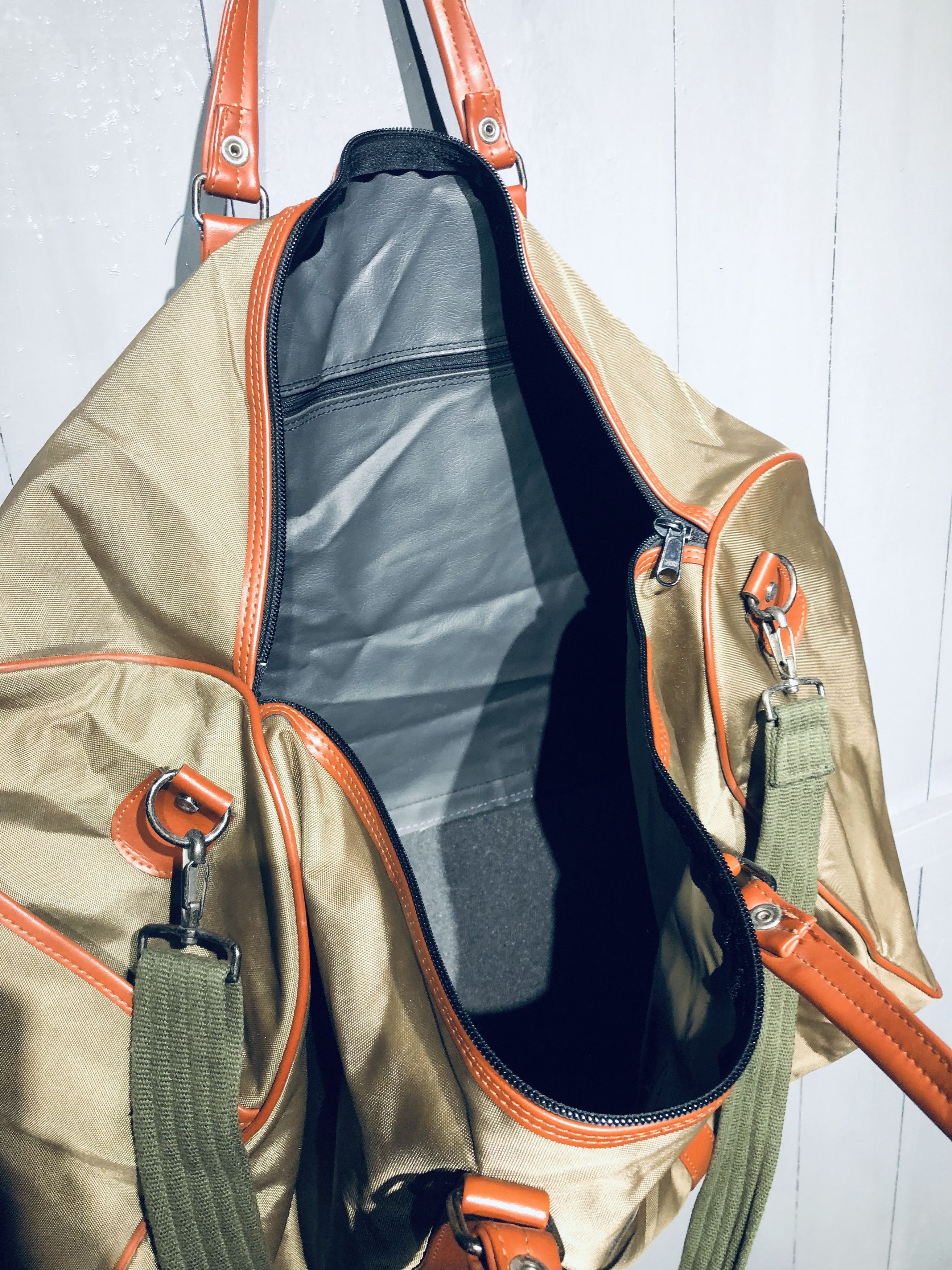 Japanese Brand JAPANESE KHAKI COLOR TRAVEL BAG Size ONE SIZE - 7 Thumbnail