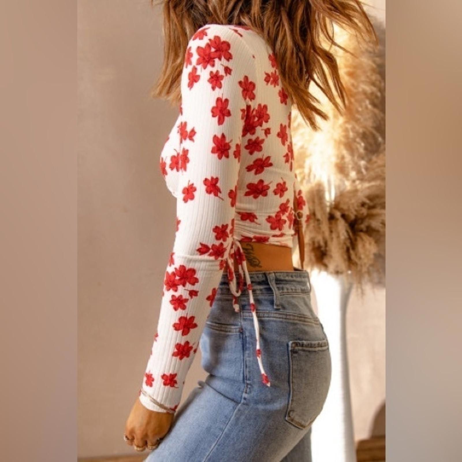 Designer Cherry Blossom Crop Top Shirt NWT Size M / US 6-8 / IT 42-44 - 4 Thumbnail