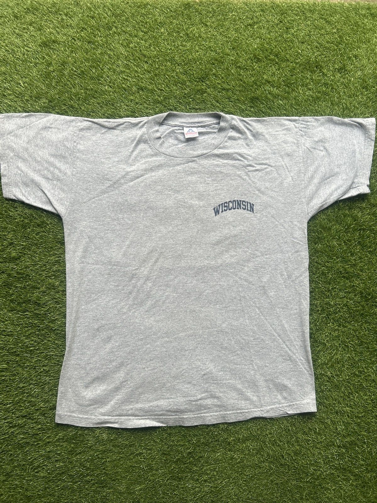 Vintage Vintage 90’s University of Wisconsin T-Shirt Size US XL / EU 56 / 4 - 2 Thumbnail