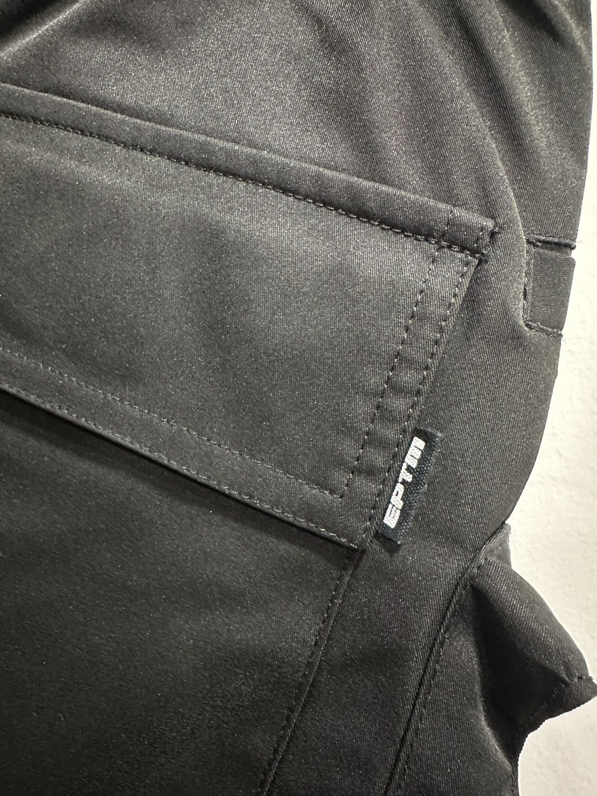 EPTM. EPTM Utility Cargo Shorts SZ 30 Size US 30 / EU 46 - 5 Thumbnail